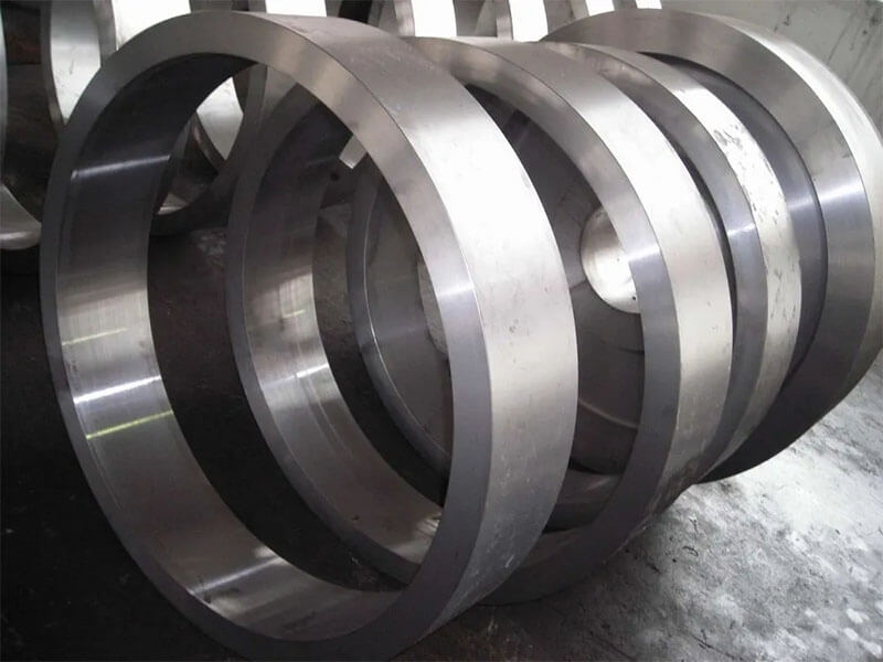 Introdução ao processo de tratamento térmico de flange forjado